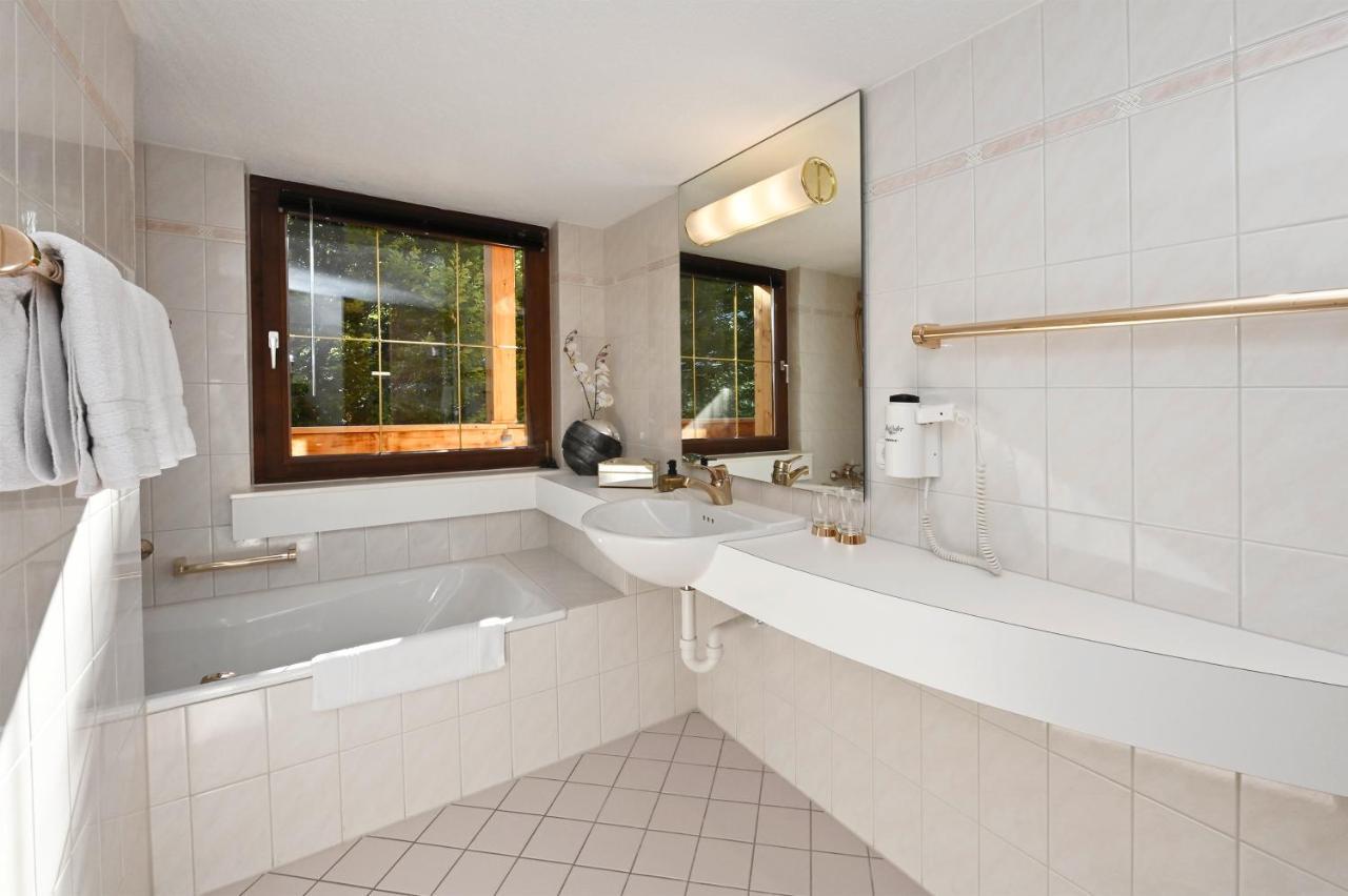 Apartment Marent Garten Chalet Vandans Exterior photo