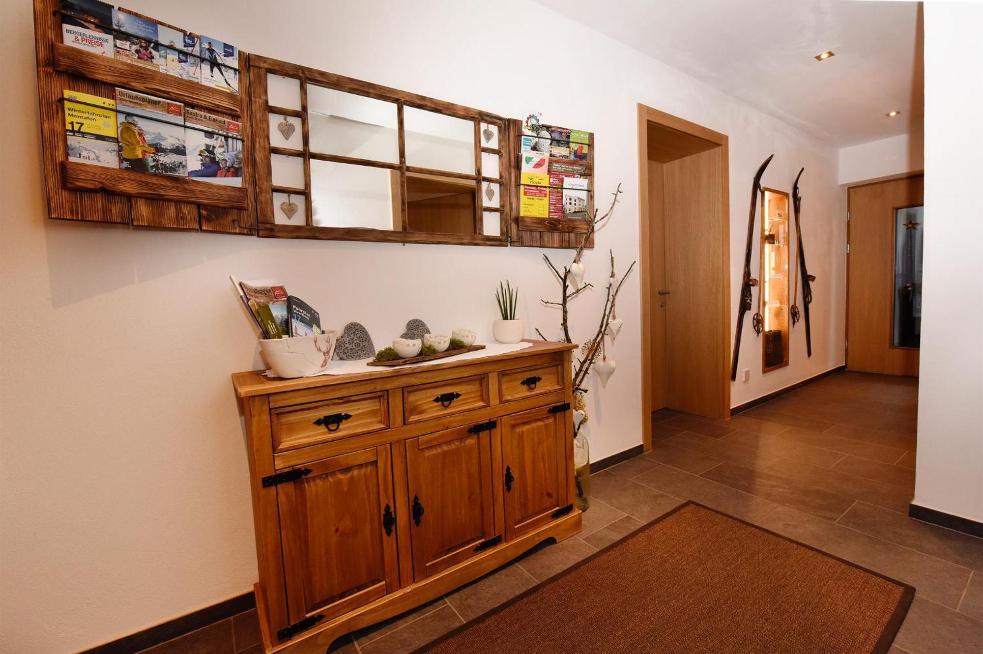 Apartment Marent Garten Chalet Vandans Exterior photo